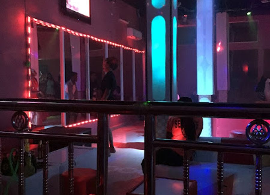 Experience the vibrant nightlife of Sevare at Venise Night Club, a lively bar famous for its energetic atmosphere and delightful cocktails.