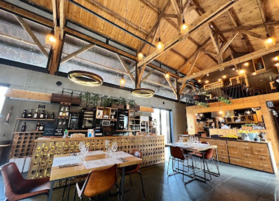 Experience the authentic flavors of Portugal at Aneto & Table, a delightful restaurant and wine bar in Peso da Régua.