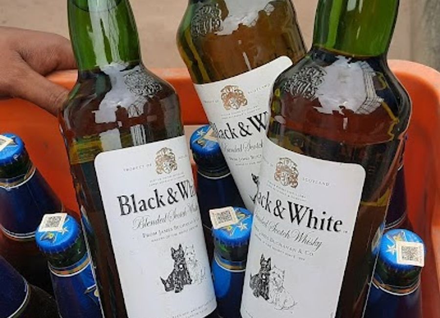 Discover the vibrant atmosphere and stunning ocean views at Seatop Bar in Elmina, a perfect retreat for relaxation and local culture.