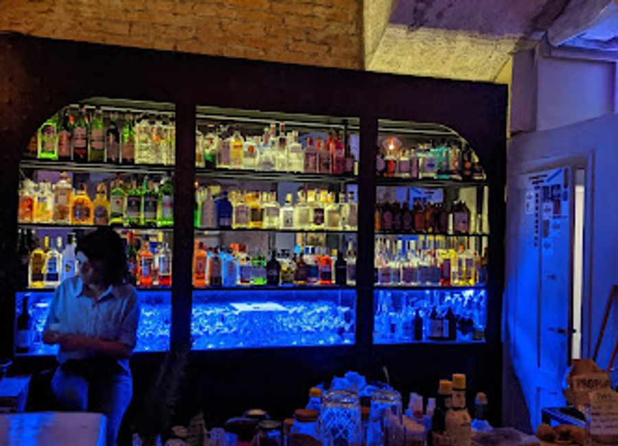 Experience Salta’s vibrant nightlife at Glou Gintoneria, where exquisite gins and lively ambiance meet for an unforgettable evening.