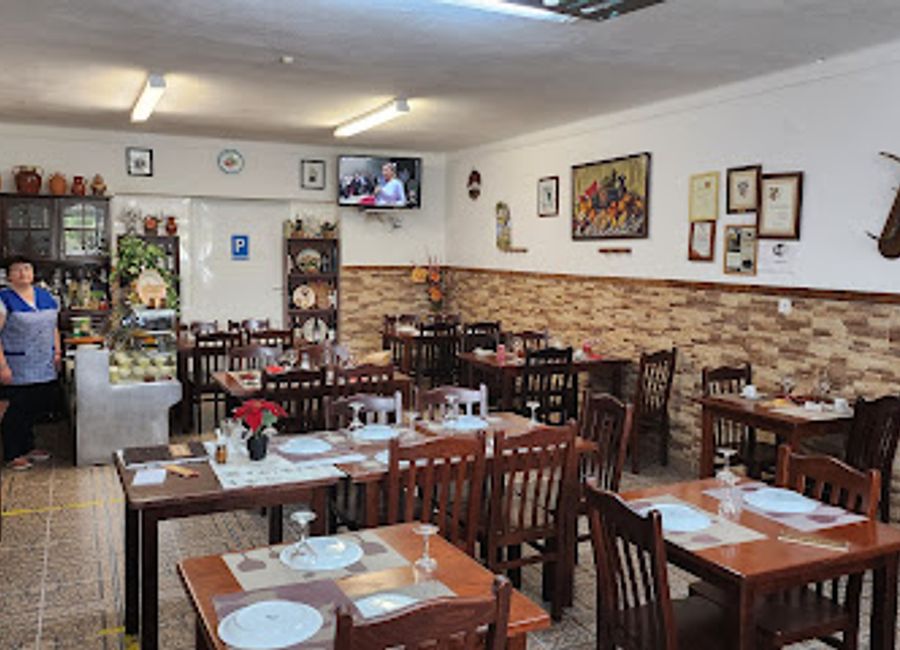 Experience the authentic flavors of Portugal at Café Restaurante Tapada do Poêjo, a charming culinary haven in Marvão.