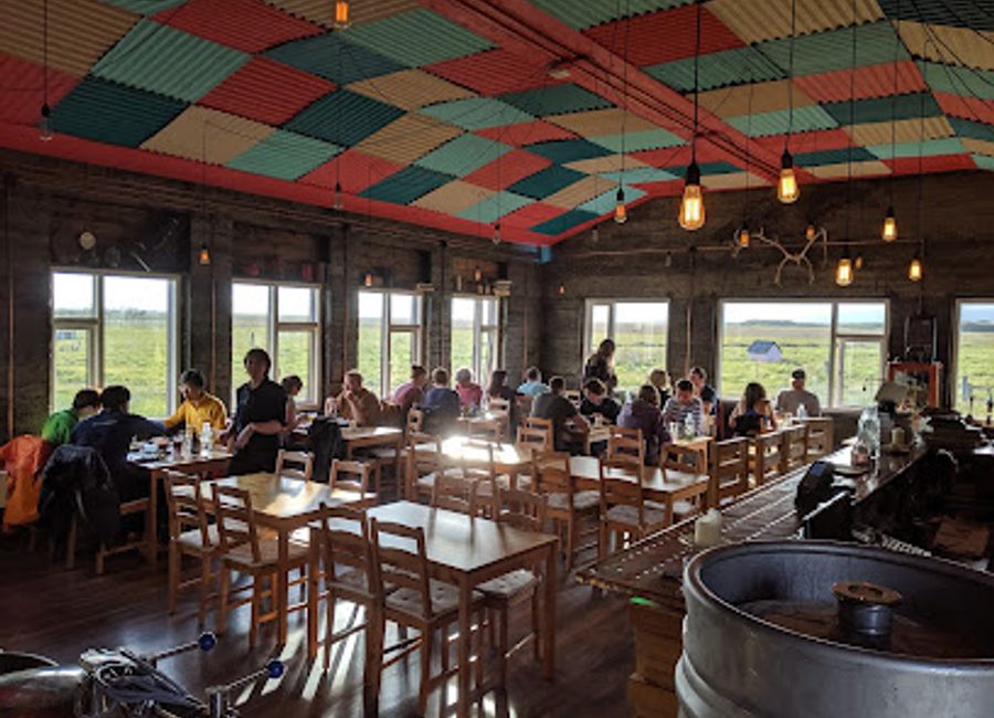 Experience authentic Icelandic cuisine at Jon Riki in Höfn, where fresh local ingredients meet traditional flavors in a cozy setting.