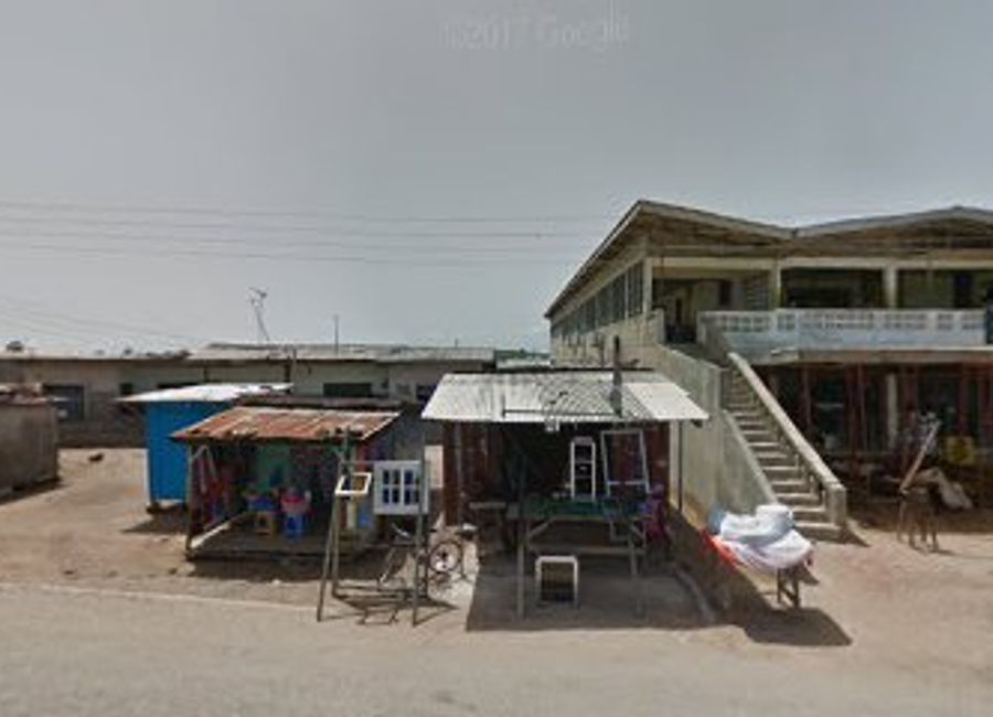 Discover Koli's Pub in Elmina for an authentic taste of Ghanaian culture, local drinks, and vibrant social atmosphere.