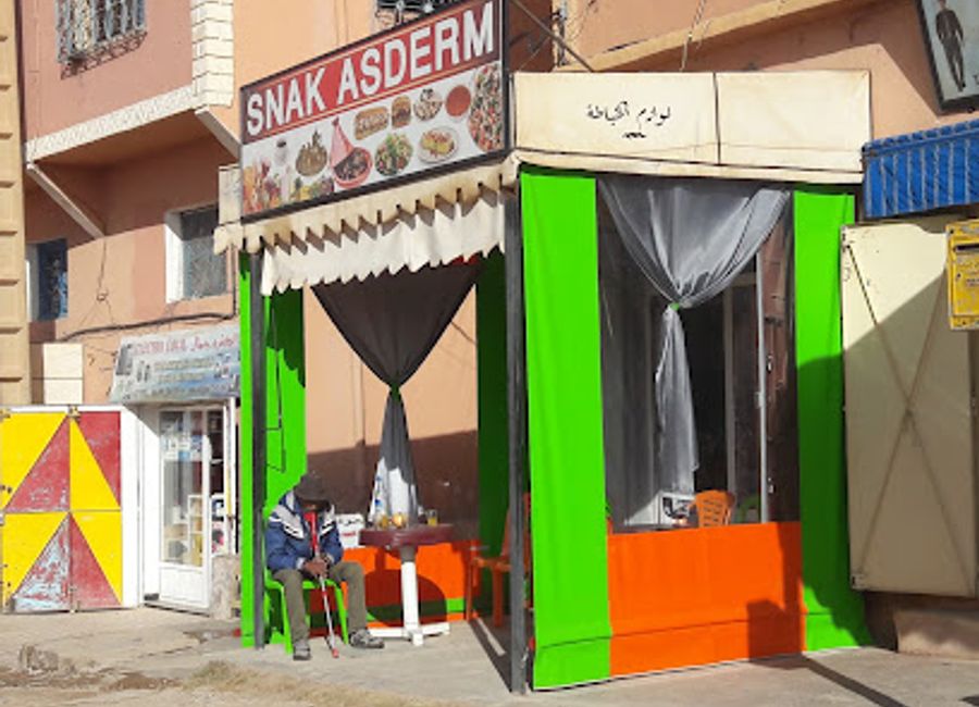 Experience the authentic taste of Morocco at Snack Asderm, a charming restaurant in Boumalne Dades offering traditional dishes and warm hospitality.