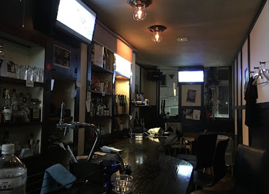 Experience the lively nightlife at Bar Ookuni, Kochi's favorite bar for local drinks and vibrant social atmosphere.