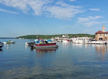 wisconsin/lake-geneva