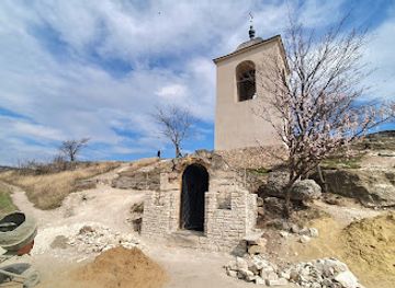 moldova/cave-monastery-in-old-orhei