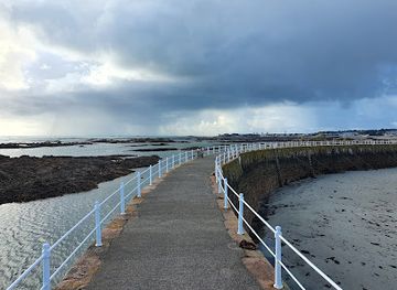 jersey/la-rocque-harbour