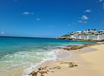 sint-maarten/cupecoy-beach