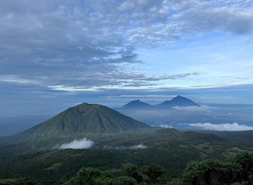 rwanda/karisimbi-volcano