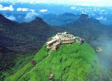 sri-lanka/adam-s-peak
