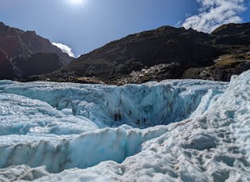 new-zealand/fox-glacier