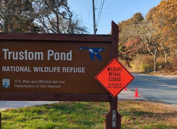 rhode-island/trustom-pond-national-wildlife-refuge