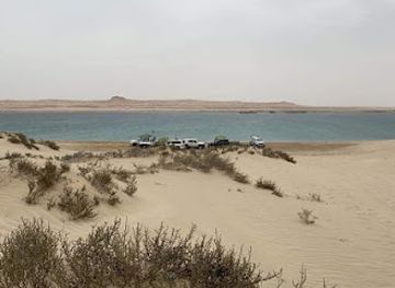 qatar/khor-al-adaid-inland-sea
