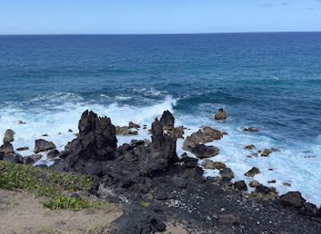 saint-kitts-and-nevis/black-rocks