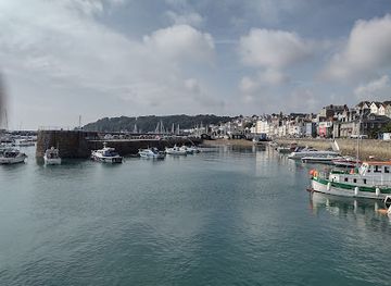 guernsey/st-peter-port-waterfront