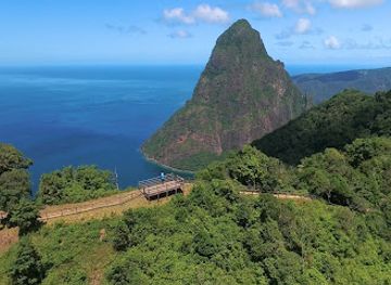 saint-lucia/tet-paul-nature-trail