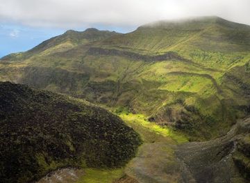 saint-vincent-and-the-grenadines/la-soufriere