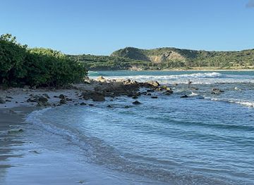 antigua-and-barbuda/half-moon-bay