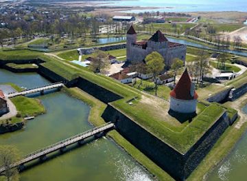 estonia/kuressaare-castle