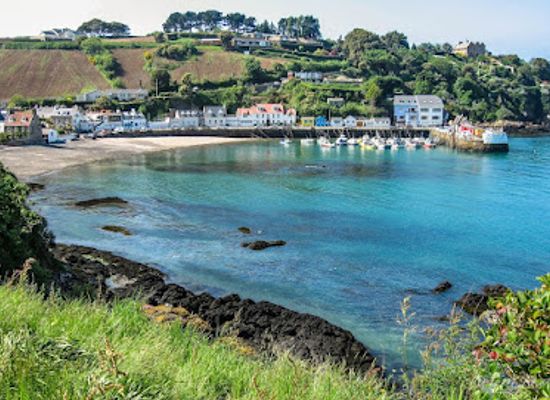 jersey/rozel-bay