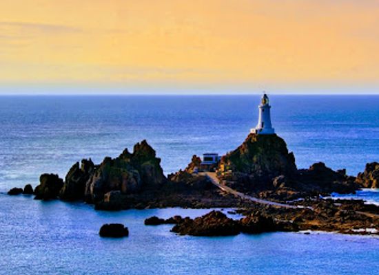 jersey/la-corbiere-lighthouse