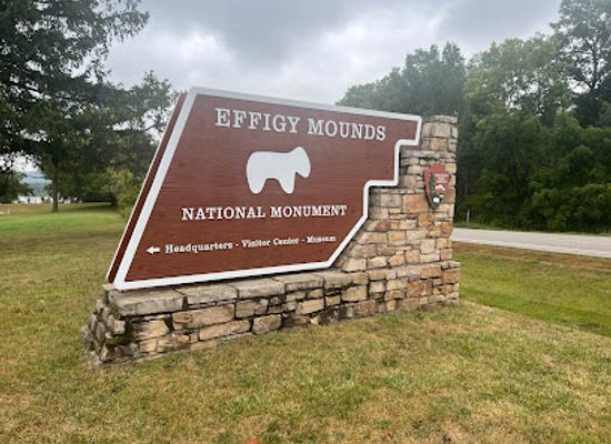 iowa/effigy-mounds-national-monument