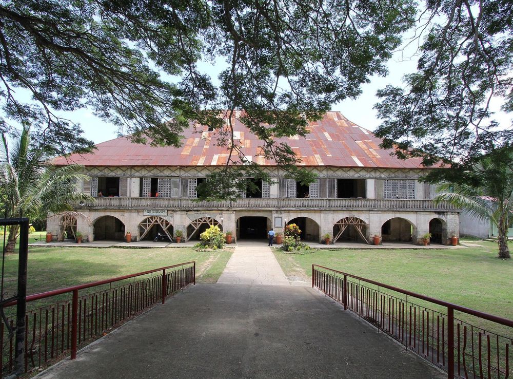 File:Lazi Convent Color.JPG - Wikipedia