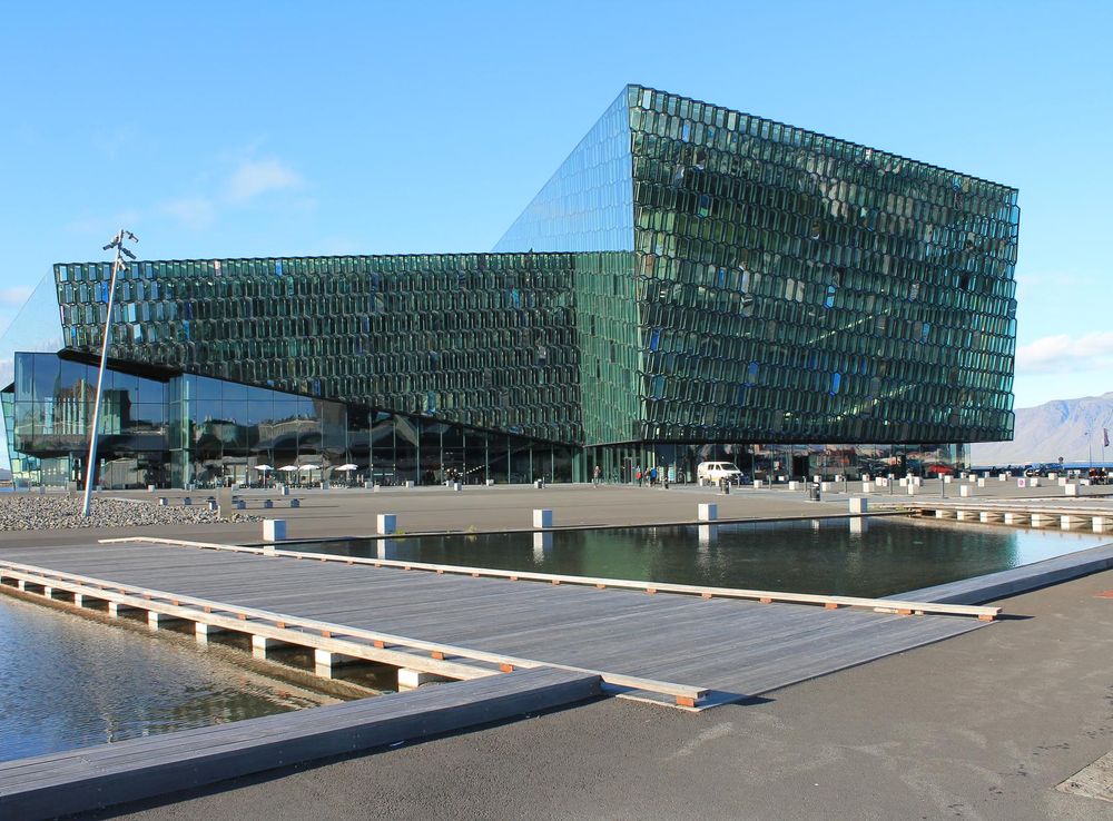 File:Harpa.JPG - Wikipedia