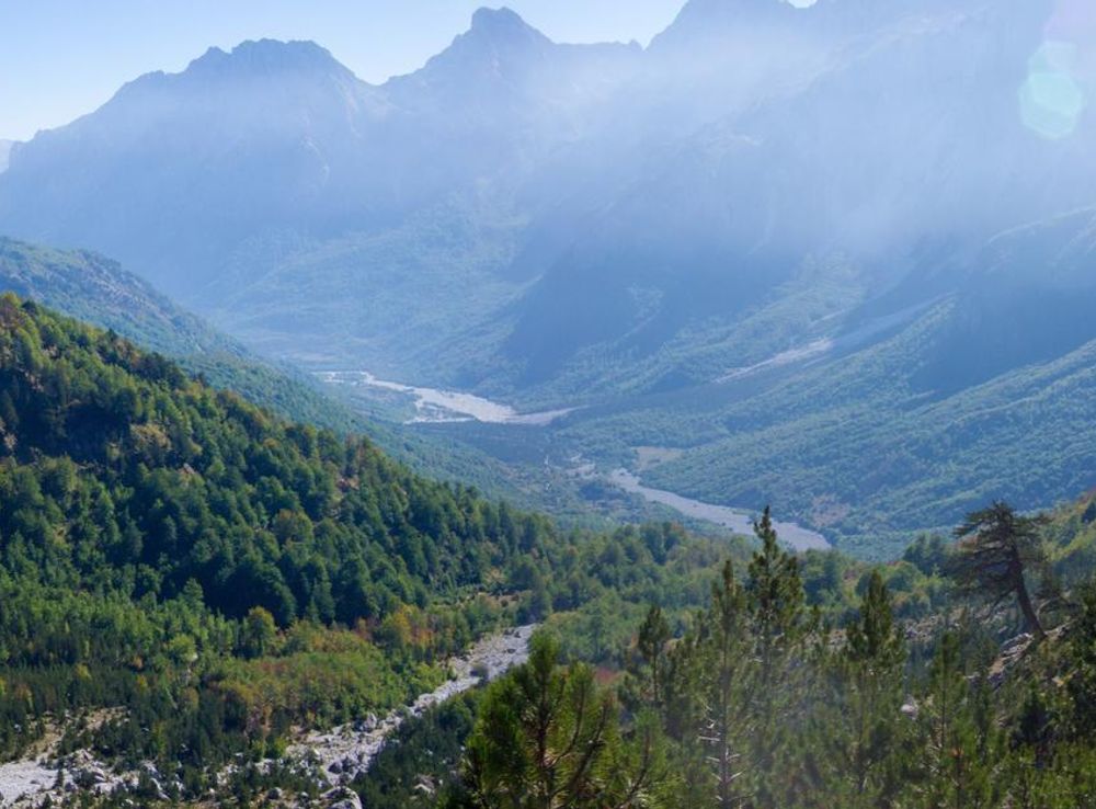 File:Valbona Haze Panorama.jpg - Wikipedia