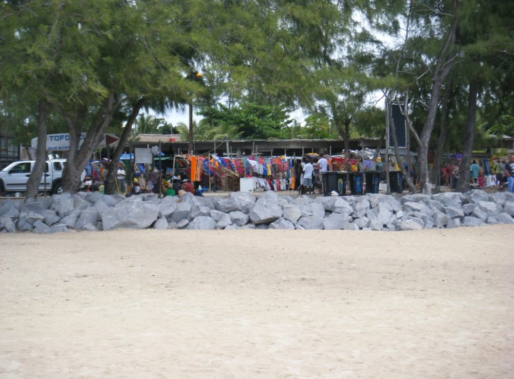 File:Tofo Market taken from Tofo Beach.JPG - Wikimedia Commons
