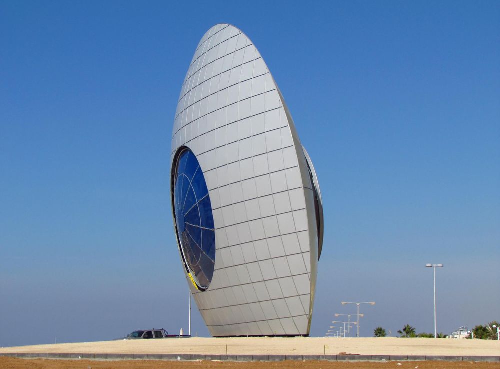 קובץ:Sun eye sculpture, Ashdod, Israel.jpg – ויקיפדיה