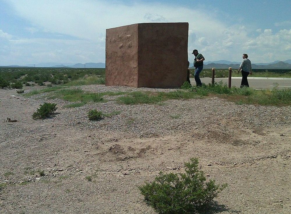 File:Point of Lands overlook at Bosque del Apache National Wildlife Refuge  in San Antonio, NM (a648b8d2-e0f0-4a81-94e4-ed7753a06a4f).JPG - Wikimedia  Commons