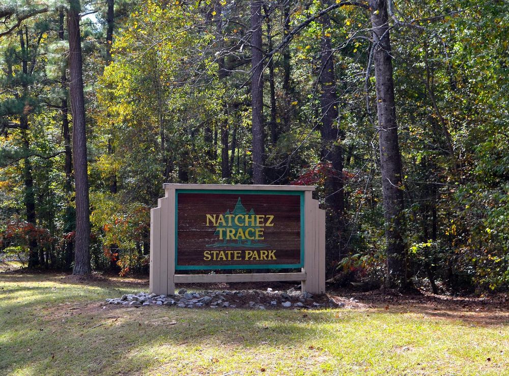 File:Natchez State Park Entrance Sign.JPG - Wikimedia Commons