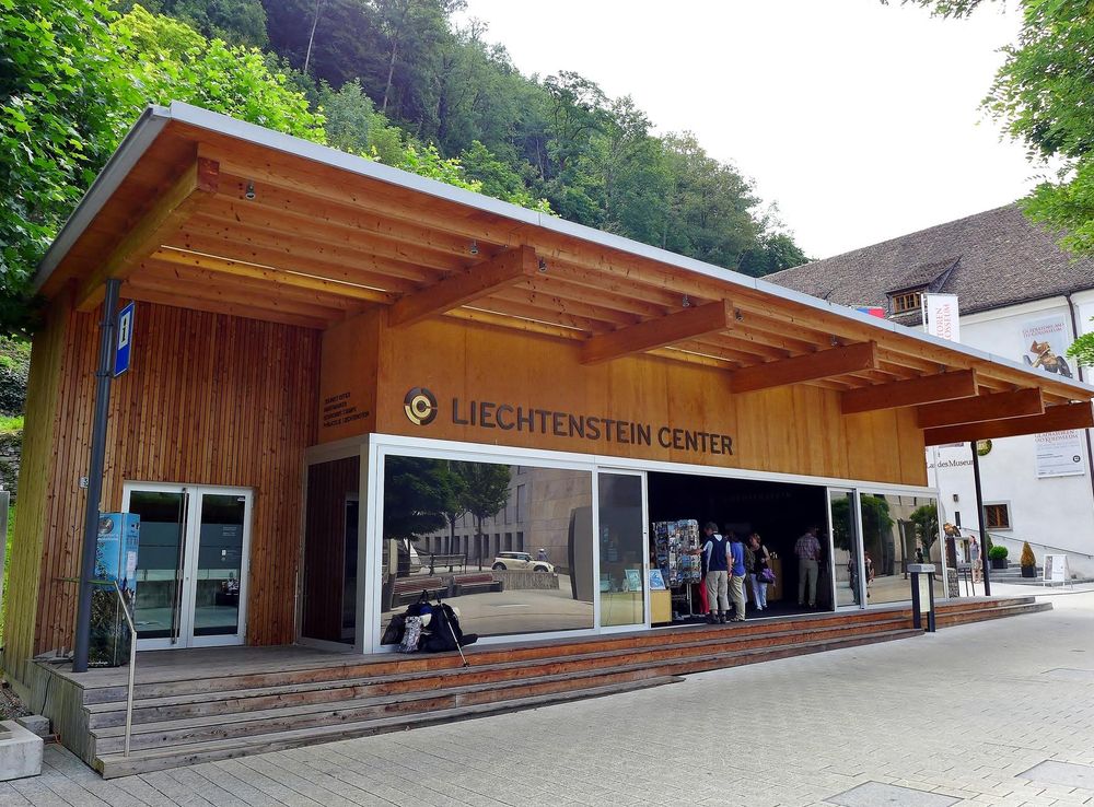 File:Liechtenstein Center, 2014.JPG - Wikimedia Commons
