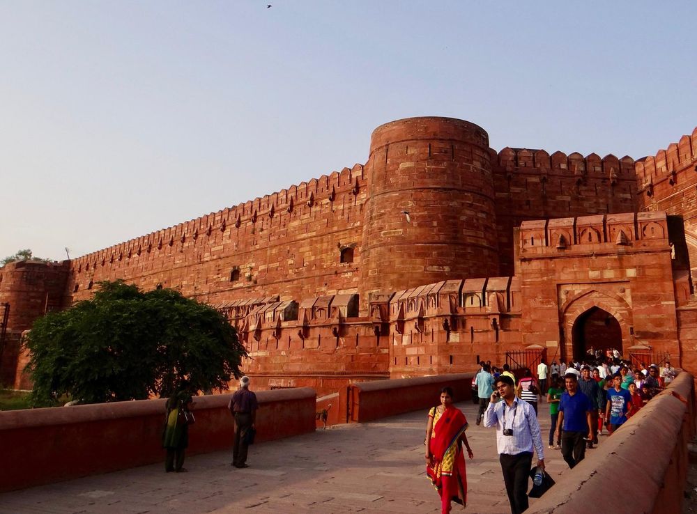 File:The Majestic Amar Singh Gate.jpg - Wikimedia Commons
