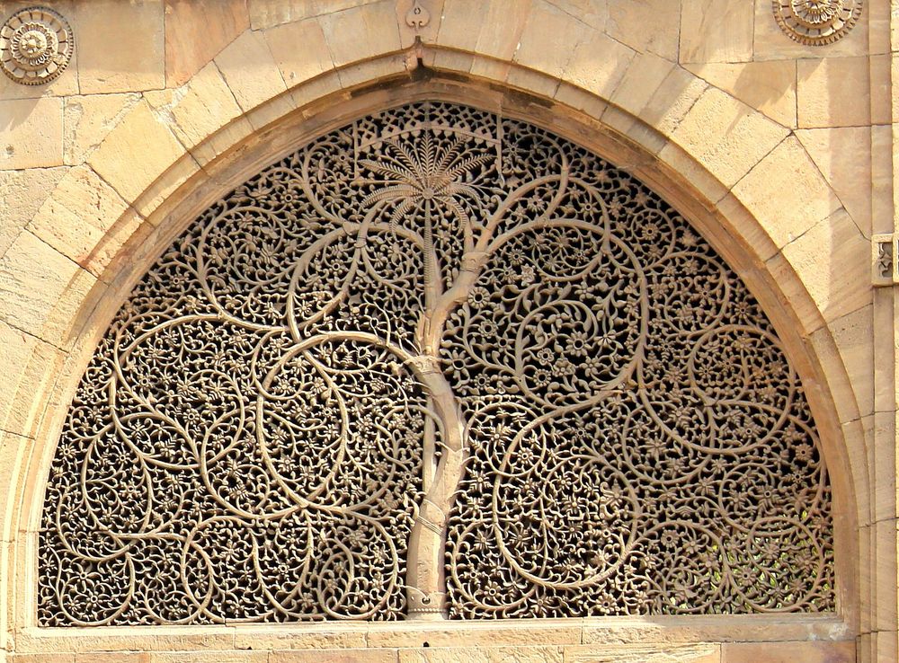 File:Mosque of Sidi Sayed Jaali.JPG - Wikimedia Commons