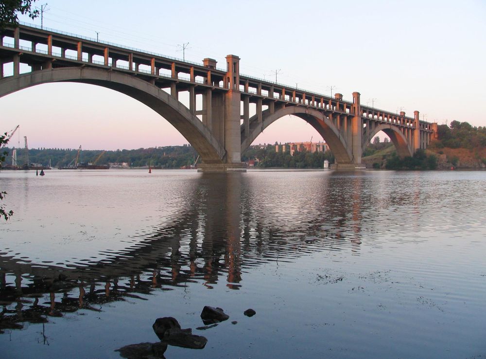 File:Bridges in Zaporizhia 8861.jpg - Wikimedia Commons
