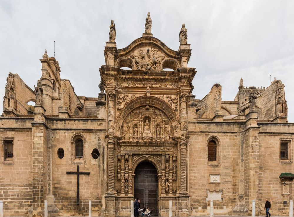 File:Iglesia Mayor Prioral, El Puerto de Santa María, España, 2015-12-08,  DD 11.JPG - Wikimedia Commons