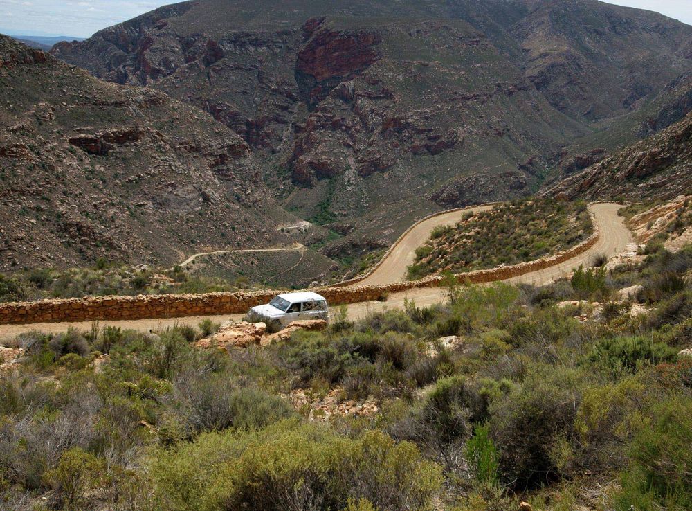 File:Swartberg Pass - Central Karoo, South Africa (3918434213).jpg -  Wikimedia Commons