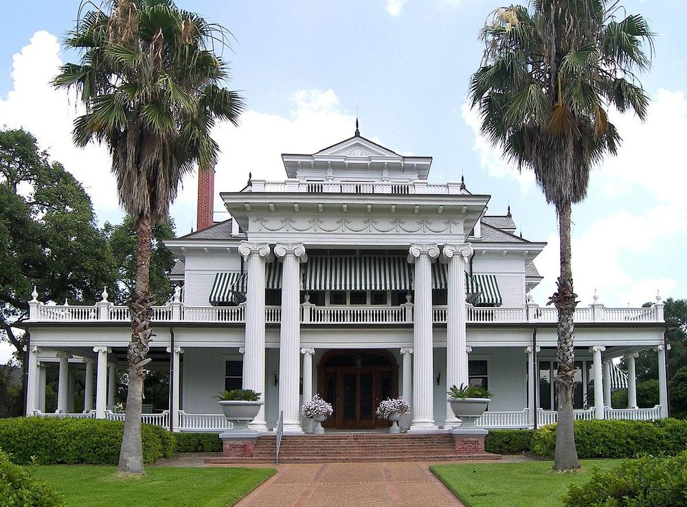 File:Mcfaddin ward house.jpg - Wikimedia Commons