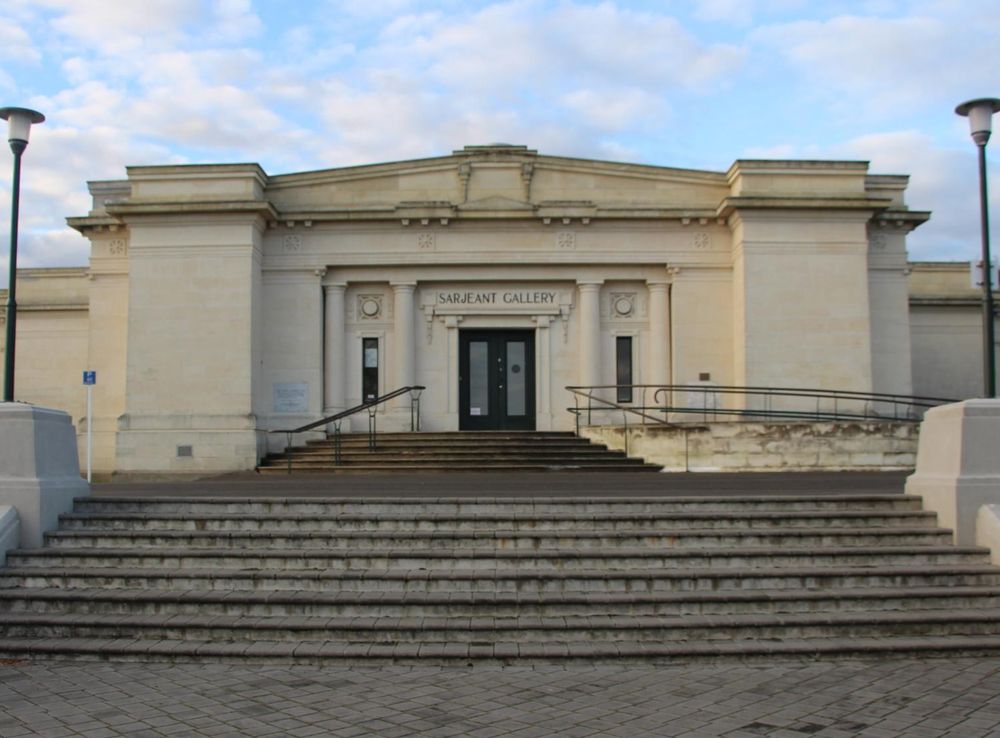 File:Whanganui, New Zealand, Sarjeant Gallery (1).JPG - Wikimedia Commons