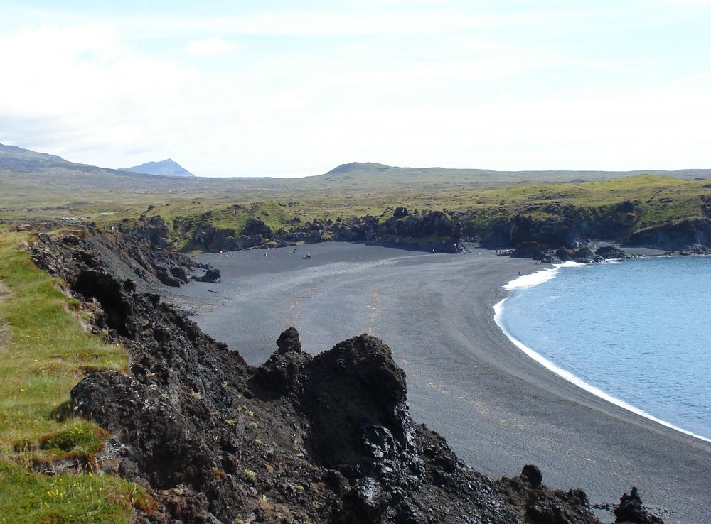 File:Djúpalónssandur.JPG - Wikimedia Commons