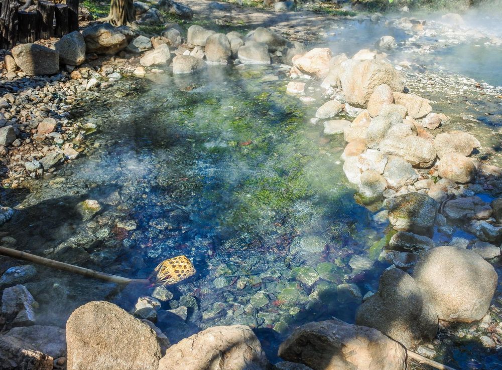 Free Images : brimstone, fountain, scenic, beautiful, mountain, son, white,  thailand, geothermal, pai, sulfur, attractions, nobody, natural, basin,  flowing, geyser, hong, warm, boiling, wilderness, fog, heat, dangerous,  mea, tourism, geology, hot, scenery,