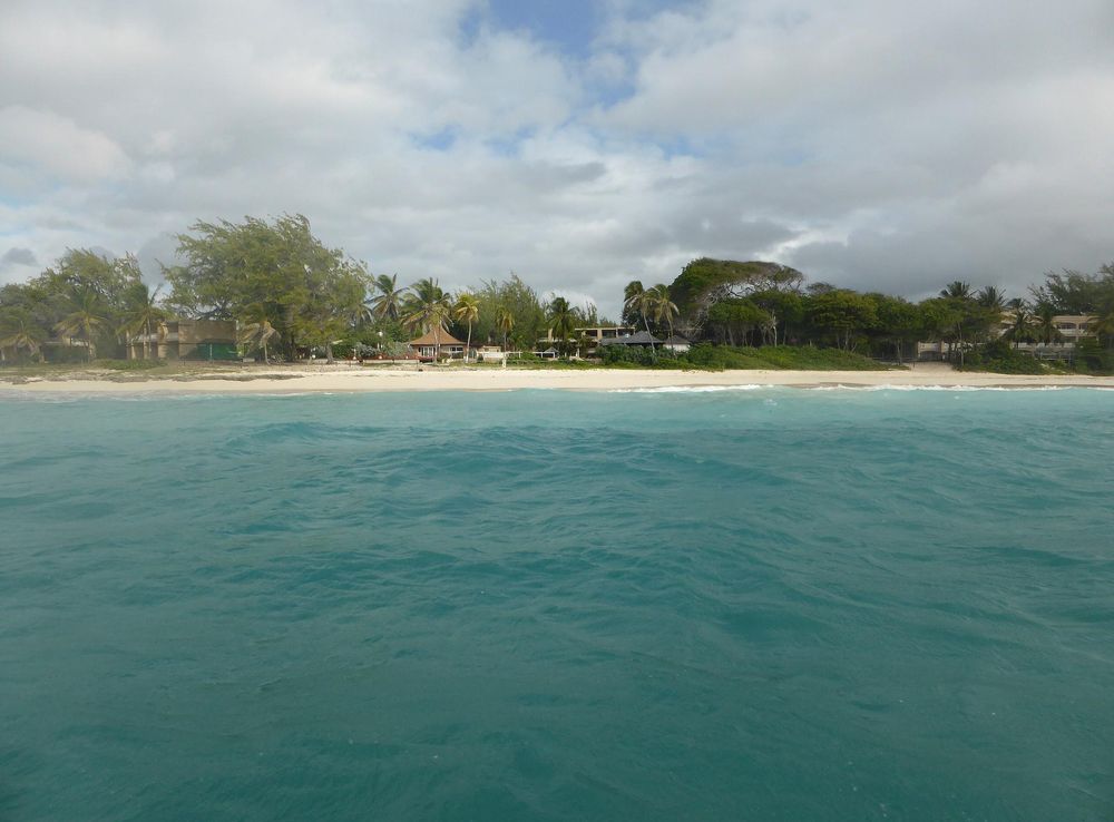 File:Silver Sands Beach and Hotel from the Reef.JPG - Wikimedia Commons