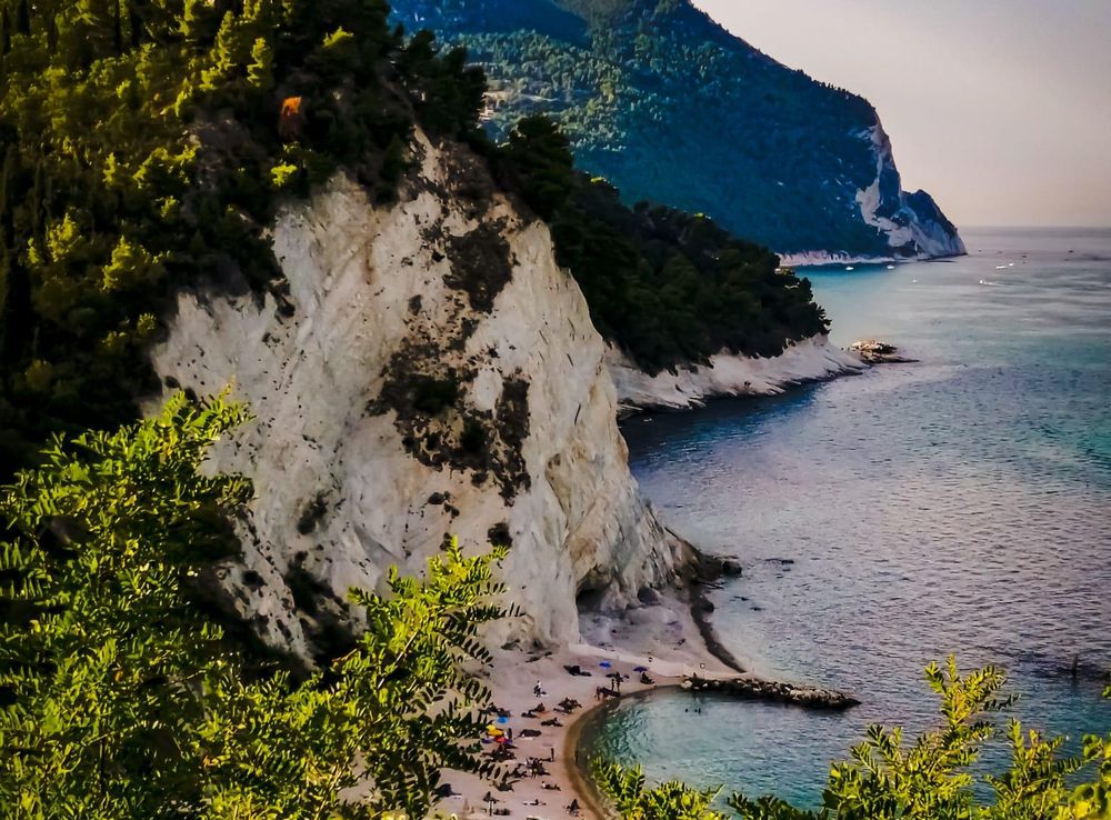 Fichier:NUMANA, RIVIERA DEL CONERO.jpg — Wikipédia