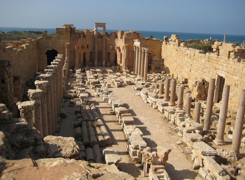 File:Severan Basilica.JPG - Wikimedia Commons