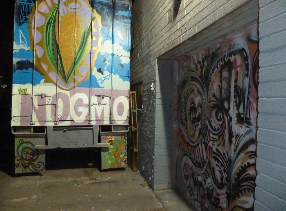 File:Phoenix, AZ Roosevelt Row, No GMO, 2011 - panoramio.jpg - Wikimedia  Commons
