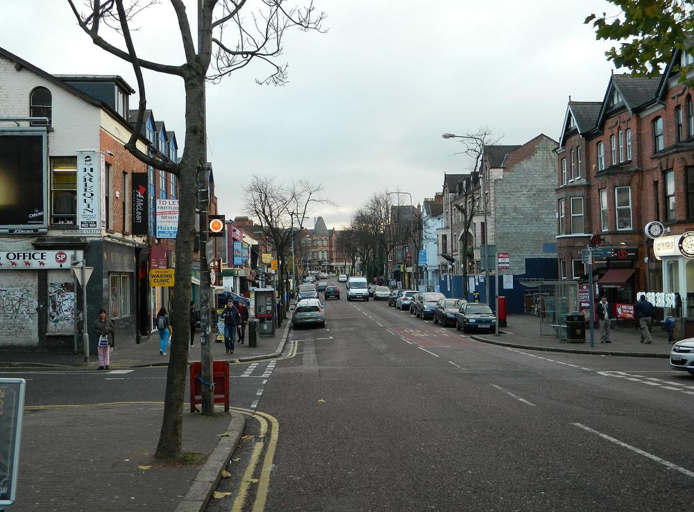 File:Botanic Avenue, Belfast.JPG - Wikimedia Commons