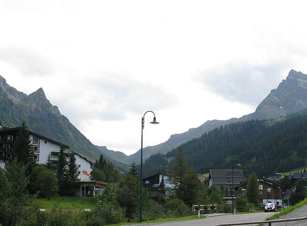 Datei:Gargellen Ort Ritzenspitze und Madrisa.jpg – Wikipedia